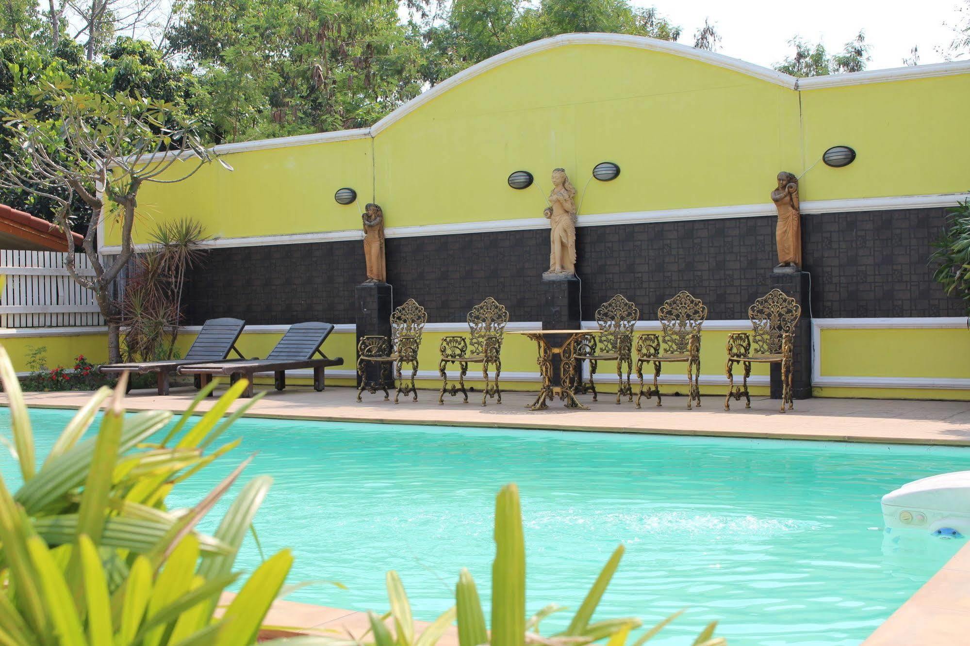 Saengthong Resort Chiangmai Chiang Mai Exterior photo