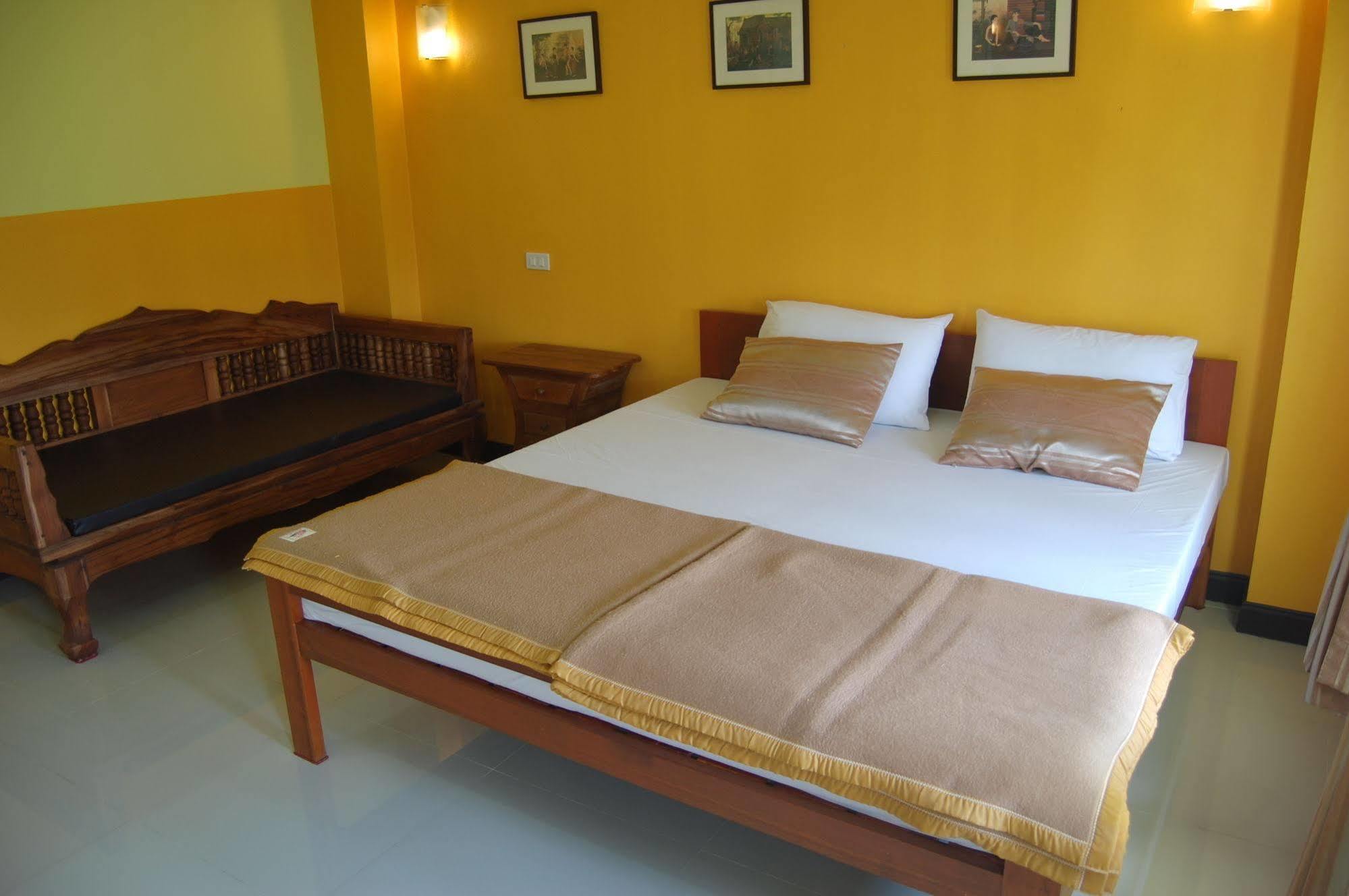 Saengthong Resort Chiangmai Chiang Mai Exterior photo