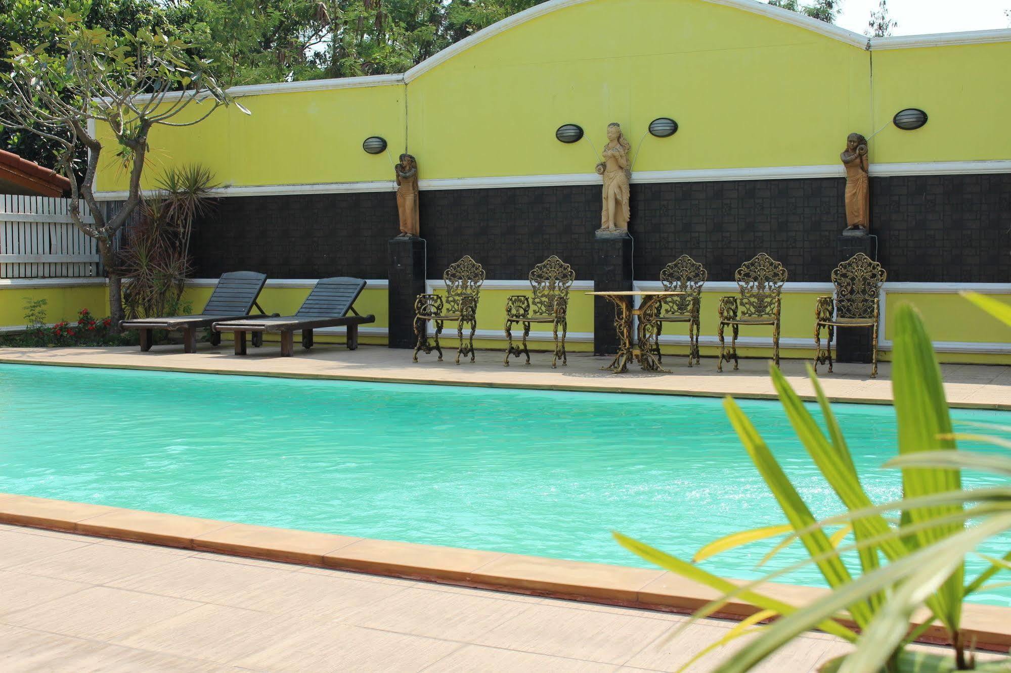 Saengthong Resort Chiangmai Chiang Mai Exterior photo